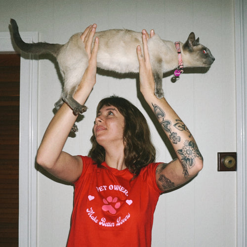 PET OWNERS MAKE BETTER LOVERS